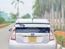 https://riyasewana.com/uploads/toyota-prius-220450722693.jpg
