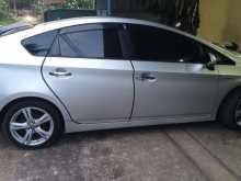 https://riyasewana.com/uploads/toyota-prius-221324304262.jpg