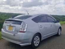 https://riyasewana.com/uploads/toyota-prius-222340584722.jpg