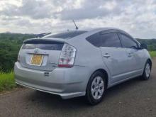 https://riyasewana.com/uploads/toyota-prius-222341226565.jpg