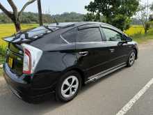https://riyasewana.com/uploads/toyota-prius-2223456403.jpg