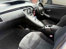 https://riyasewana.com/uploads/toyota-prius-228505424562.jpg