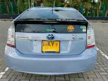https://riyasewana.com/uploads/toyota-prius-23204549774.jpg