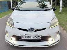https://riyasewana.com/uploads/toyota-prius-238595422573.jpg