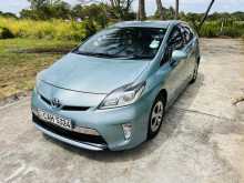 https://riyasewana.com/uploads/toyota-prius-2412413722371.jpg