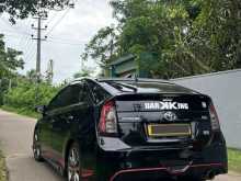 https://riyasewana.com/uploads/toyota-prius-251001324633.jpg
