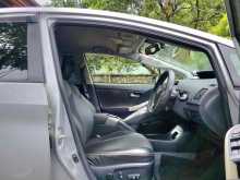 https://riyasewana.com/uploads/toyota-prius-2513471822503.jpg