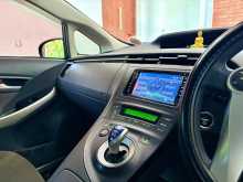 https://riyasewana.com/uploads/toyota-prius-25230850886.jpg