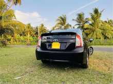 https://riyasewana.com/uploads/toyota-prius-257231622173.jpg