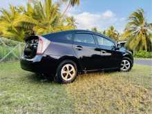 https://riyasewana.com/uploads/toyota-prius-257231622982.jpg