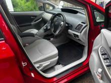 https://riyasewana.com/uploads/toyota-prius-2710552024281.jpg
