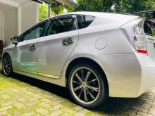 Toyota Prius 2013 Car