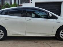 https://riyasewana.com/uploads/toyota-prius-281027576994.jpg