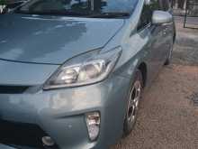 https://riyasewana.com/uploads/toyota-prius-28123403902.jpg