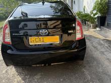 https://riyasewana.com/uploads/toyota-prius-2812434517023.jpg