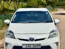 Toyota Prius 2013 Car