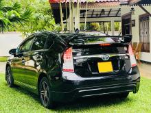 https://riyasewana.com/uploads/toyota-prius-2813025717745.jpg