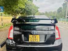 https://riyasewana.com/uploads/toyota-prius-2813314622363.jpg