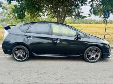 https://riyasewana.com/uploads/toyota-prius-2813334524933.jpg