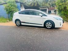 https://riyasewana.com/uploads/toyota-prius-281419226745.jpg