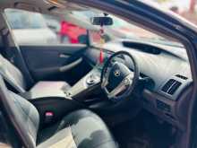 https://riyasewana.com/uploads/toyota-prius-28174920594.jpg