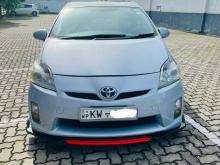 https://riyasewana.com/uploads/toyota-prius-28952586126.jpg