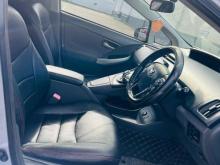 https://riyasewana.com/uploads/toyota-prius-28952586184.jpg