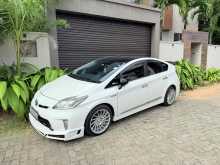 https://riyasewana.com/uploads/toyota-prius-2910211622122.jpg