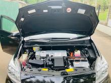 https://riyasewana.com/uploads/toyota-prius-29520310365.jpg