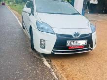 https://riyasewana.com/uploads/toyota-prius-29836256976.jpg