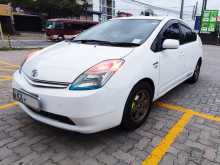 https://riyasewana.com/uploads/toyota-prius-2nd-1215454602.jpg