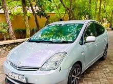Toyota Prius 2nd Generation 2011 Car