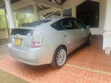 https://riyasewana.com/uploads/toyota-prius-2nd-199594724541.jpg