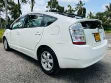 https://riyasewana.com/uploads/toyota-prius-2nd-2008-716275912234.jpg