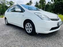 https://riyasewana.com/uploads/toyota-prius-2nd-2008-716275912242.jpg