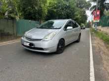 https://riyasewana.com/uploads/toyota-prius-2nd-2010-210513312854.jpg