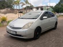 Toyota Prius 2nd Gen 2007 Car