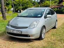 https://riyasewana.com/uploads/toyota-prius-2nd-29495422492.jpg