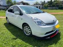 Toyota PRIUS 2nd Generation 2008 Car