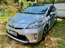 https://riyasewana.com/uploads/toyota-prius-30-108432124152.jpg