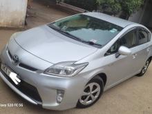 Toyota Prius 3rd Gen 2012 Car