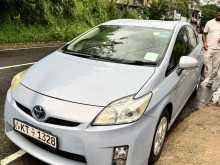Toyota Prius 30 2010 Car
