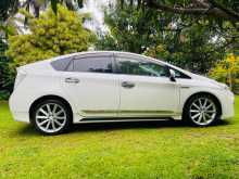 Toyota Prius S Touring 2011 Car