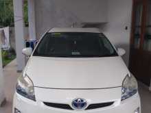 Toyota Prius S Touring 2011 Car