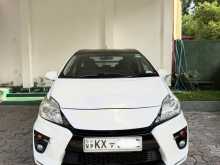 Toyota Prius 2011 Car