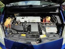 https://riyasewana.com/uploads/toyota-prius-30-2710244024922.jpg