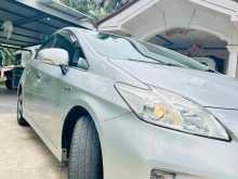 https://riyasewana.com/uploads/toyota-prius-30-299443922312.jpg