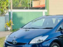 https://riyasewana.com/uploads/toyota-prius-3010254224423.jpg