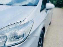https://riyasewana.com/uploads/toyota-prius-315593824191.jpg