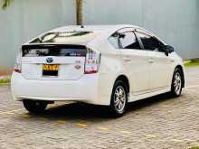 https://riyasewana.com/uploads/toyota-prius-319064622912.jpg